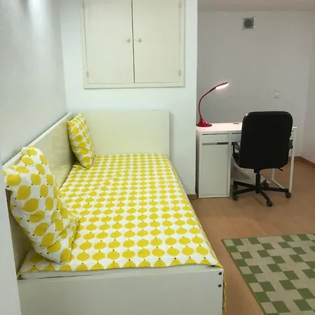 Urban Retreat Apartment *